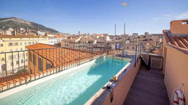 <b>L'Eautel Toulon Pool</b>. Images powered by <a href="https://iceportal.shijigroup.com/" title="IcePortal" target="_blank">IcePortal</a>.