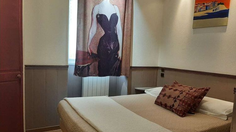 Hotel Mignon Room