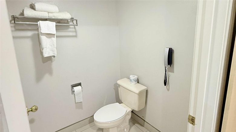 <b>Rodeway Inn Room</b>. Images powered by <a href="https://iceportal.shijigroup.com/" title="IcePortal" target="_blank">IcePortal</a>.