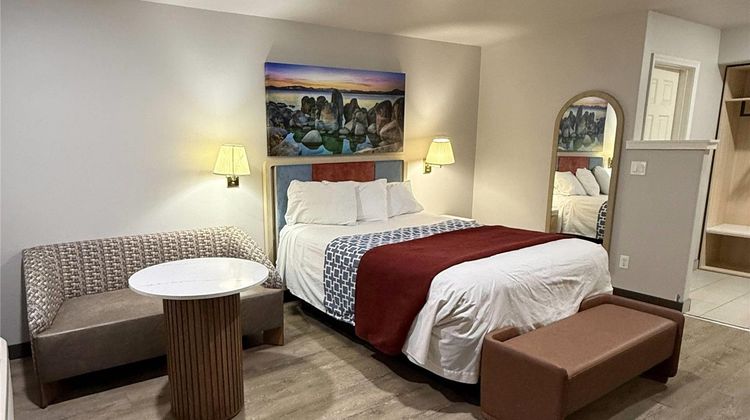Rodeway Inn Room
