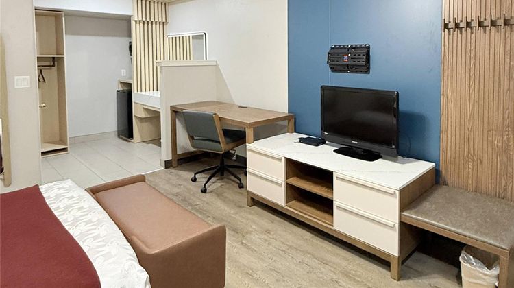 Rodeway Inn Room