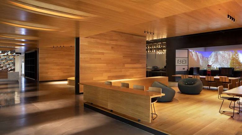 <b>BEI San Francisco, Trademark Collection Lobby</b>. Images powered by <a href="https://iceportal.shijigroup.com/" title="IcePortal" target="_blank">IcePortal</a>.