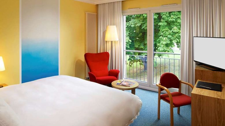 <b>Parc Plaza Hotel Room</b>. Images powered by <a href="https://iceportal.shijigroup.com/" title="IcePortal" target="_blank">IcePortal</a>.