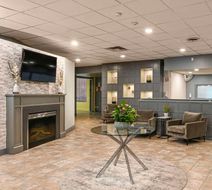 Comfort Suites Kingston Central Lobby