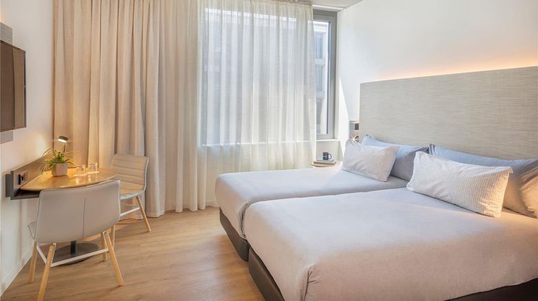 <b>Innside Luxembourg Room</b>. Images powered by <a href="https://iceportal.shijigroup.com/" title="IcePortal" target="_blank">IcePortal</a>.