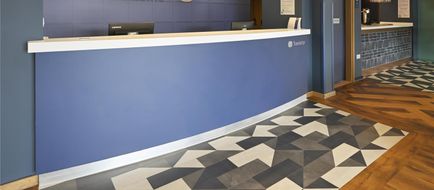 Travelodge Bristol Emersons Green Lobby