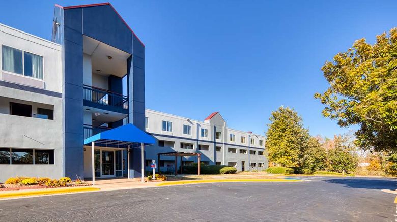 <b>SureStay Plus by BW Durham Medical Cntr Exterior</b>. Images powered by <a href="https://iceportal.shijigroup.com/" title="IcePortal" target="_blank">IcePortal</a>.