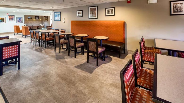 <b>SureStay Plus by BW Durham Medical Cntr Restaurant</b>. Images powered by <a href="https://iceportal.shijigroup.com/" title="IcePortal" target="_blank">IcePortal</a>.