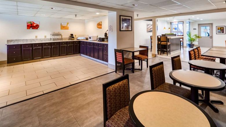 <b>SureStay Plus by BW Durham Medical Cntr Restaurant</b>. Images powered by <a href="https://iceportal.shijigroup.com/" title="IcePortal" target="_blank">IcePortal</a>.