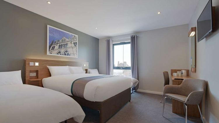 Travelodge St Albans City Centre Room