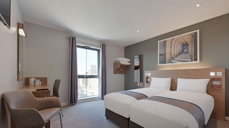 Travelodge St Albans City Centre Room