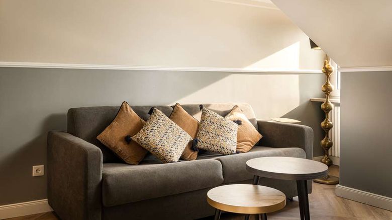 <b>Maison Viktoria by DesignCity Hotels Suite</b>. Images powered by <a href="https://iceportal.shijigroup.com/" title="IcePortal" target="_blank">IcePortal</a>.