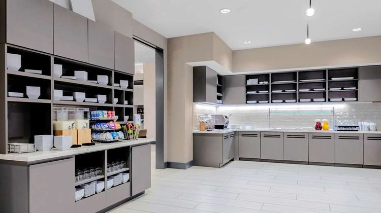 Hyatt House Charlotte / Rea Farms Restaurant