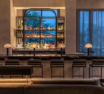 Thompson Savannah Lobby