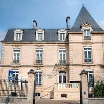Le Manoir Hotel, BW Signature Collection