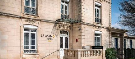 Le Manoir Hotel Exterior
