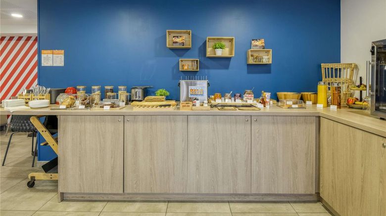 <b>Aparthotel Adagio Access St Nazaire Restaurant</b>. Images powered by <a href="https://iceportal.shijigroup.com/" title="IcePortal" target="_blank">IcePortal</a>.