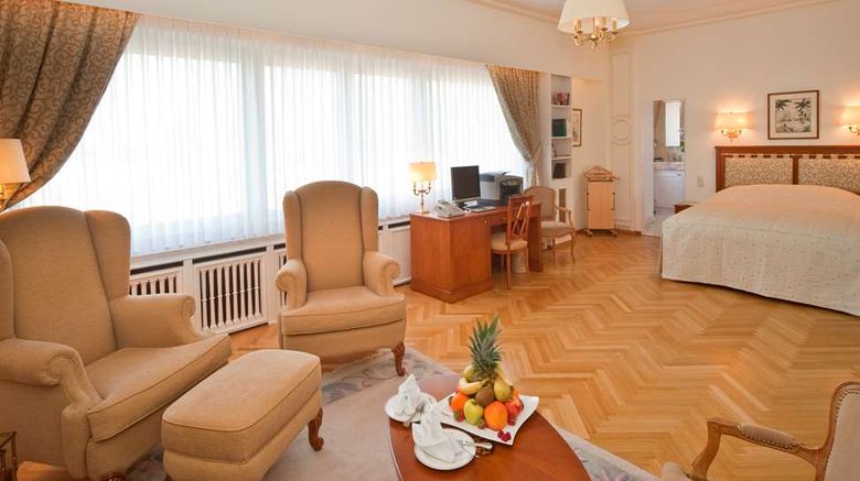 <b>Grand Hotel Cravat Room</b>. Images powered by <a href="https://iceportal.shijigroup.com/" title="IcePortal" target="_blank">IcePortal</a>.
