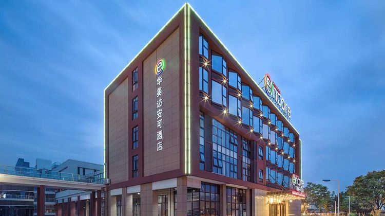 Ramada Encore by Wyndham Pudong Airport Exterior