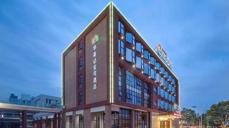 <b>Ramada Encore by Wyndham Pudong Airport Exterior</b>. Images powered by <a href="https://iceportal.shijigroup.com/" title="IcePortal" target="_blank">IcePortal</a>.