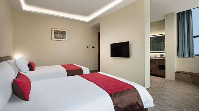 <b>Ramada Encore by Wyndham Pudong Airport Room</b>. Images powered by <a href="https://iceportal.shijigroup.com/" title="IcePortal" target="_blank">IcePortal</a>.