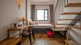 <b>Ramada Encore by Wyndham Pudong Airport Room</b>. Images powered by <a href="https://iceportal.shijigroup.com/" title="IcePortal" target="_blank">IcePortal</a>.