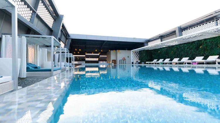 Steigenberger Hotel Doha Pool