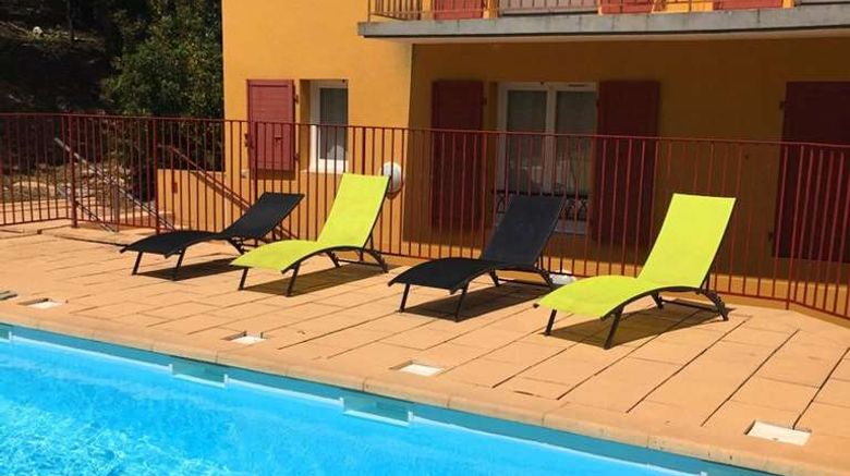<b>Resid'Artel Val de Durance Hotel Pool</b>. Images powered by <a href="https://iceportal.shijigroup.com/" title="IcePortal" target="_blank">IcePortal</a>.