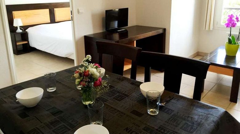 <b>Resid'Artel Val de Durance Hotel Room</b>. Images powered by <a href="https://iceportal.shijigroup.com/" title="IcePortal" target="_blank">IcePortal</a>.
