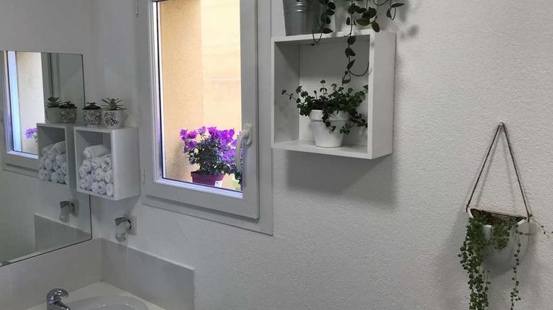 <b>Resid'Artel Val de Durance Hotel Room</b>. Images powered by <a href="https://iceportal.shijigroup.com/" title="IcePortal" target="_blank">IcePortal</a>.