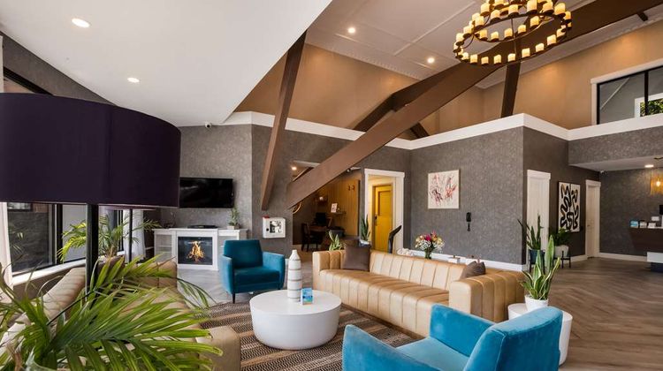 The Hub, BW Signature Collection Lobby