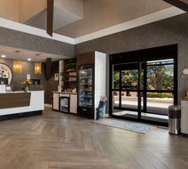The Hub, BW Signature Collection Lobby