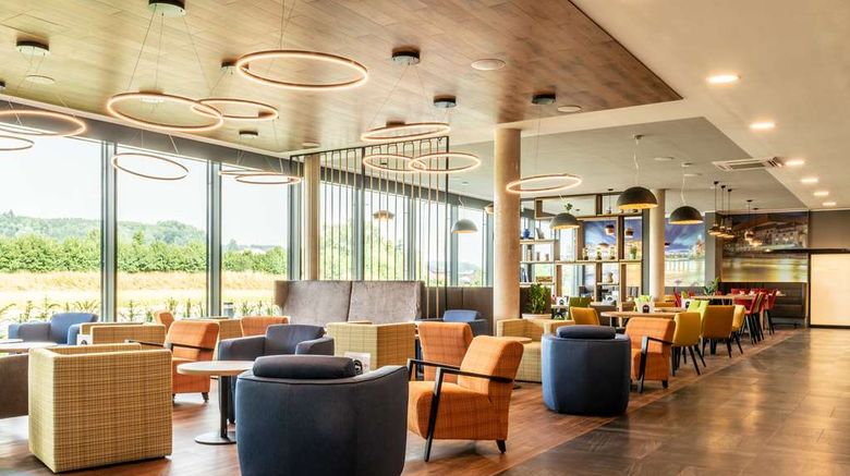 <b>Aiden by Best Western @ Stadtgut Hotel Lobby</b>. Images powered by <a href="https://iceportal.shijigroup.com/" title="IcePortal" target="_blank">IcePortal</a>.