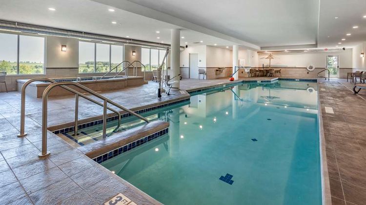 Sleep Inn and Suites Lancaster Pool