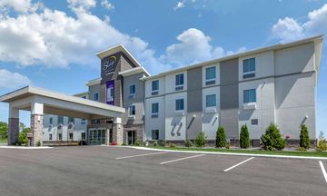 Sleep Inn and Suites Lancaster