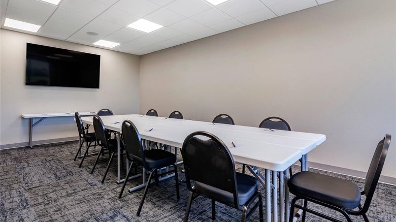 <b>Sleep Inn and Suites Lancaster Meeting</b>. Images powered by <a href="https://iceportal.shijigroup.com/" title="IcePortal" target="_blank">IcePortal</a>.