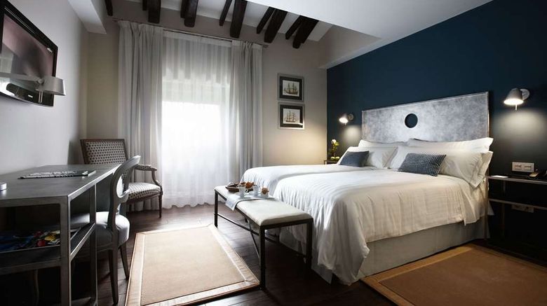 <b>Iriarte Jauregia Hotel Room</b>. Images powered by <a href="https://iceportal.shijigroup.com/" title="IcePortal" target="_blank">IcePortal</a>.