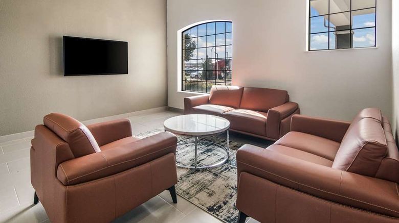 <b>Quality Inn & Suites Fort Worth Lobby</b>. Images powered by <a href="https://iceportal.shijigroup.com/" title="IcePortal" target="_blank">IcePortal</a>.
