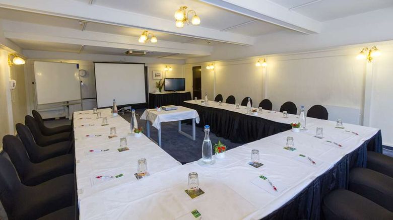 <b>Heartland Hotel Cotswold Other</b>. Images powered by <a href="https://iceportal.shijigroup.com/" title="IcePortal" target="_blank">IcePortal</a>.