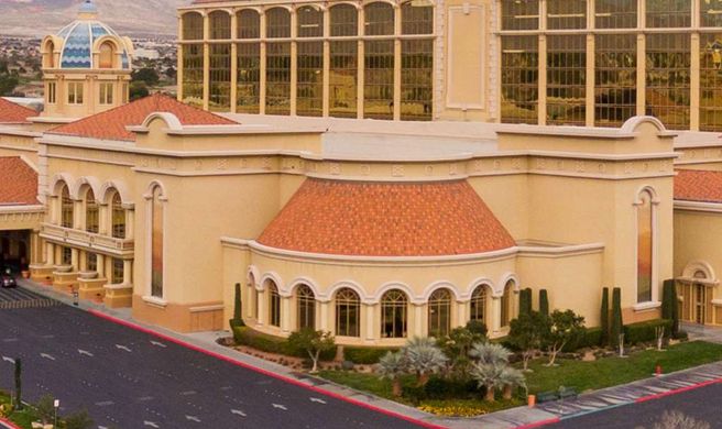 Suncoast Hotel & Casino Exterior