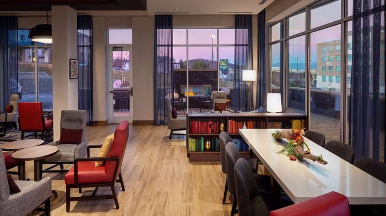 <b>Hyatt Place Harrisonburg Lobby</b>. Images powered by <a href="https://iceportal.shijigroup.com/" title="IcePortal" target="_blank">IcePortal</a>.