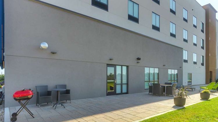 Hampton Inn Lebanon Exterior