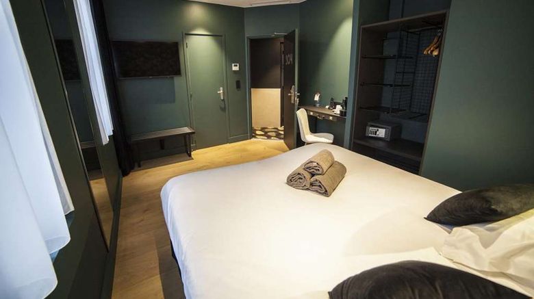 <b>Hotel la Valiz Lille Room</b>. Images powered by <a href="https://iceportal.shijigroup.com/" title="IcePortal" target="_blank">IcePortal</a>.
