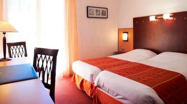 Logis Hotel de la Loire Room