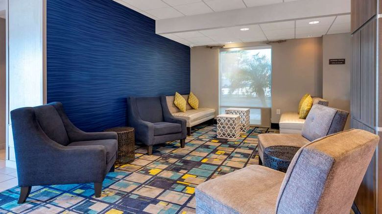 <b>Comfort Inn & Suites Melbourne-Viera Lobby</b>. Images powered by <a href="https://iceportal.shijigroup.com/" title="IcePortal" target="_blank">IcePortal</a>.
