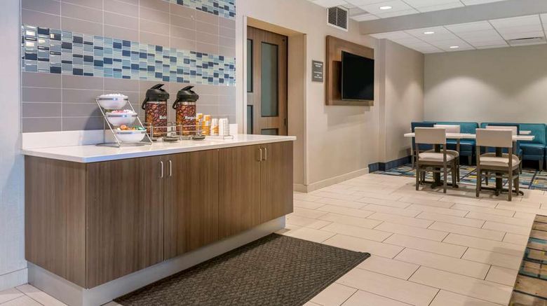 <b>Comfort Inn & Suites Melbourne-Viera Restaurant</b>. Images powered by <a href="https://iceportal.shijigroup.com/" title="IcePortal" target="_blank">IcePortal</a>.