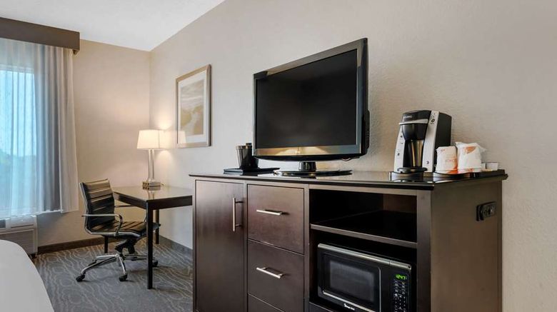 <b>Comfort Inn & Suites Melbourne-Viera Suite</b>. Images powered by <a href="https://iceportal.shijigroup.com/" title="IcePortal" target="_blank">IcePortal</a>.