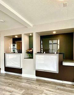 Travelodge Inn & Suites by Wyndham