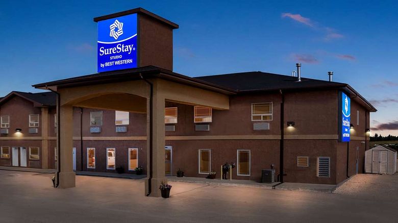 <b>SureStay Studio by Best Western Hardisty Exterior</b>. Images powered by <a href="https://iceportal.shijigroup.com/" title="IcePortal" target="_blank">IcePortal</a>.