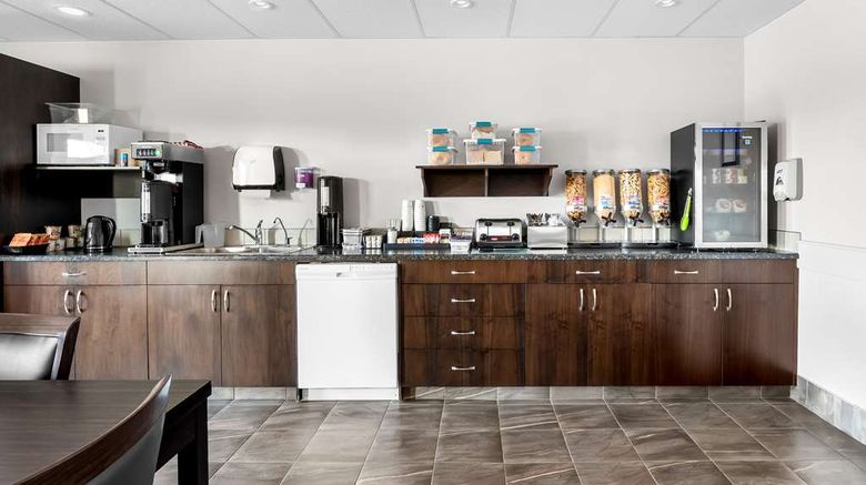 <b>SureStay Studio by Best Western Hardisty Restaurant</b>. Images powered by <a href="https://iceportal.shijigroup.com/" title="IcePortal" target="_blank">IcePortal</a>.